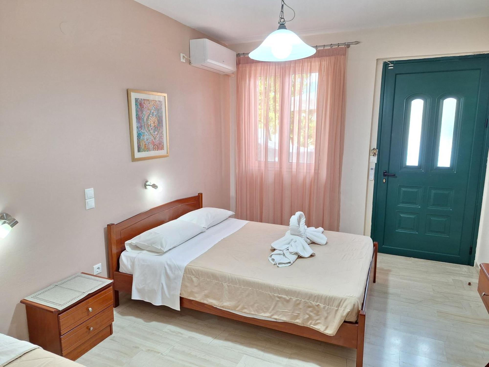 George Studios Vasiliki  Ruang foto